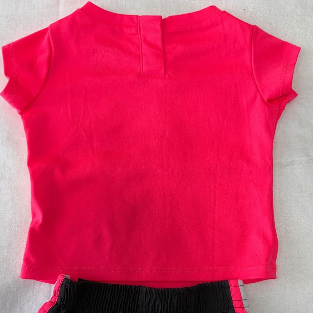 Nike Bright Pink and Black Infant Set - Picture 7 of 8